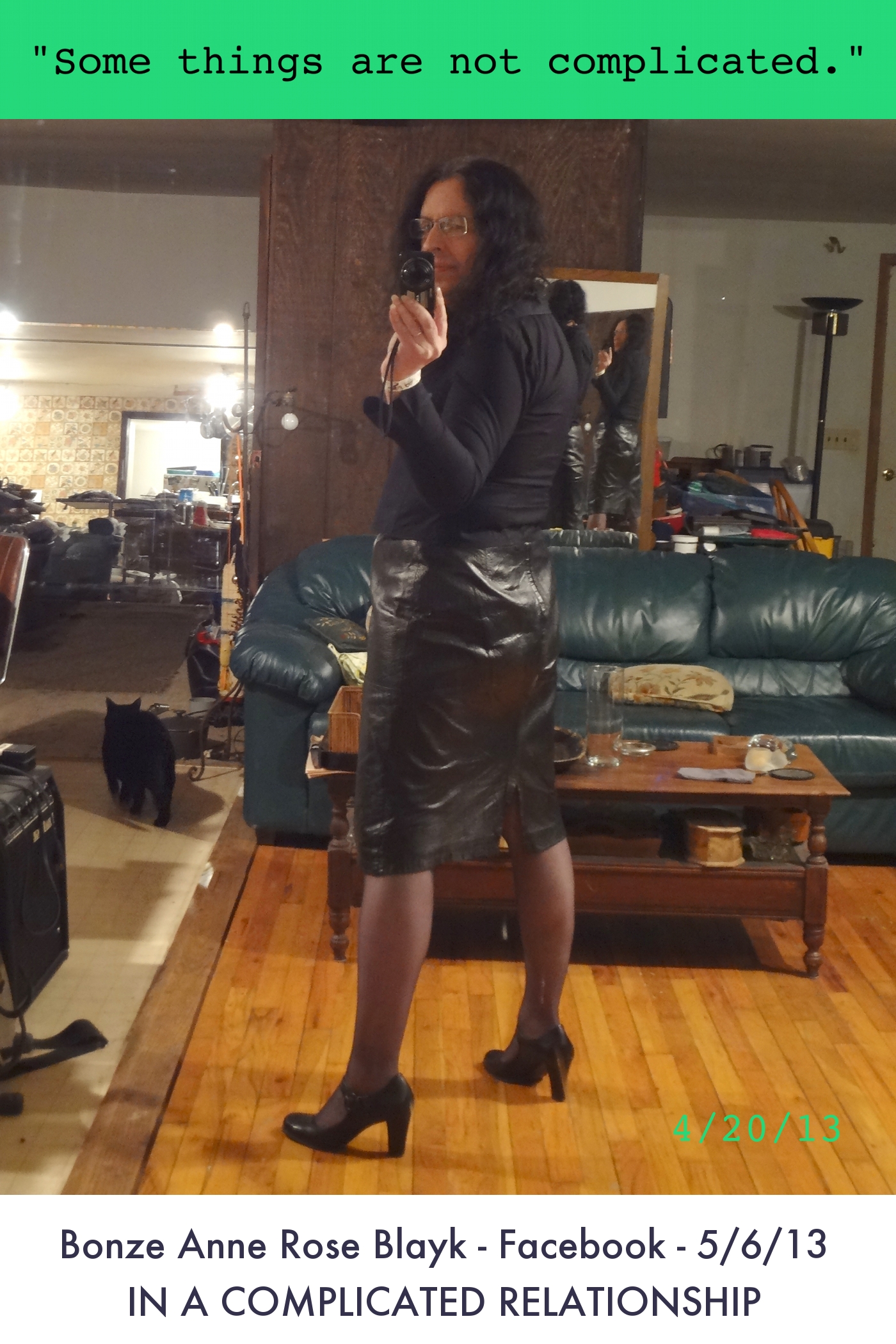 ./DSC00541 Rosie Rear - 'In a Complicated Relationship' - SOME THINGS ARE NOT COMPLICATED - labeled.jpg